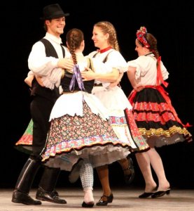 225616_198078416895059_3179044_n