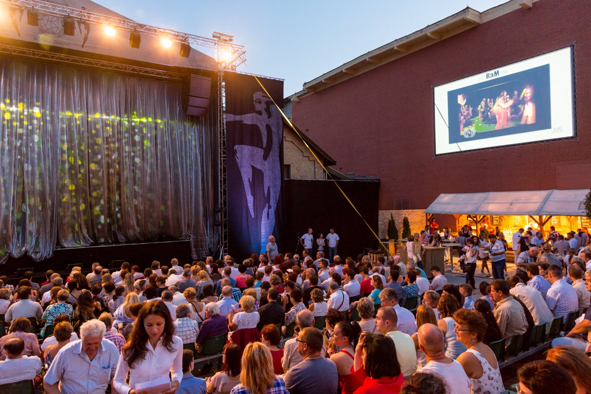 ExperiDance_Gyongyhaju_Lany_Balladaja_160805_LR-133